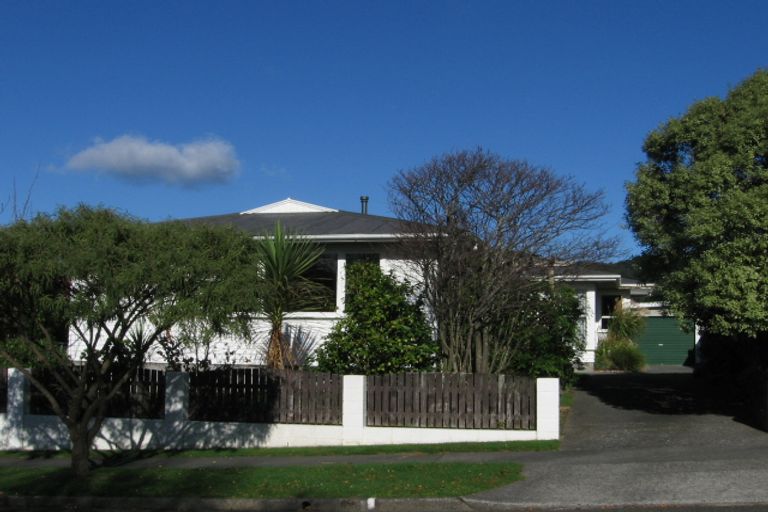 Photo of property in 7 Kaponga Street, Wainuiomata, Lower Hutt, 5014
