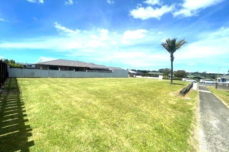 Photo of property in 1 Chaytor Street, Te Puke, 4410