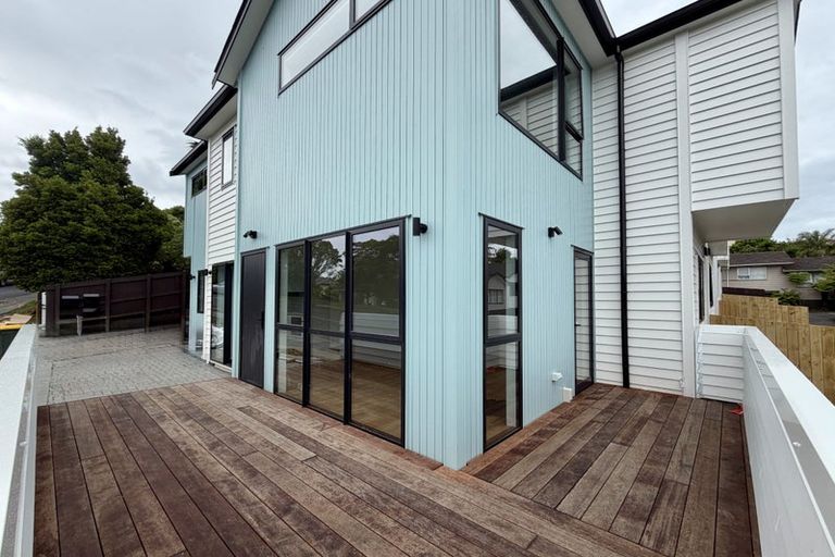 Photo of property in 6 Cranston Street, Torbay, Auckland, 0632