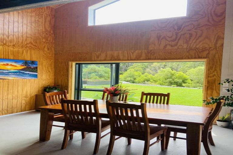 Photo of property in 157 Tui Glen Road, Haruru, 0204