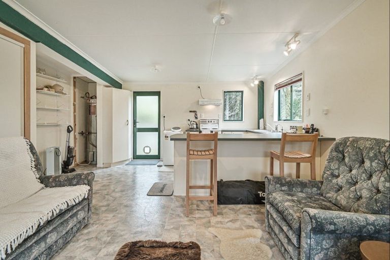 Photo of property in 81 Kaiwaka Road, Tangoio, Napier, 4181