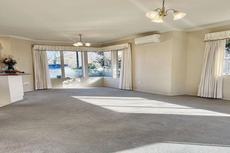 Photo of property in 63 Ngatai Road, Otumoetai, Tauranga, 3110