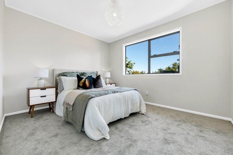 Photo of property in 4 Burlington Place, Manurewa, Auckland, 2102