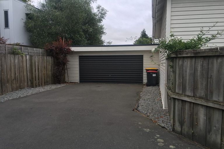Photo of property in 17 Brockworth Place, Riccarton, Christchurch, 8011