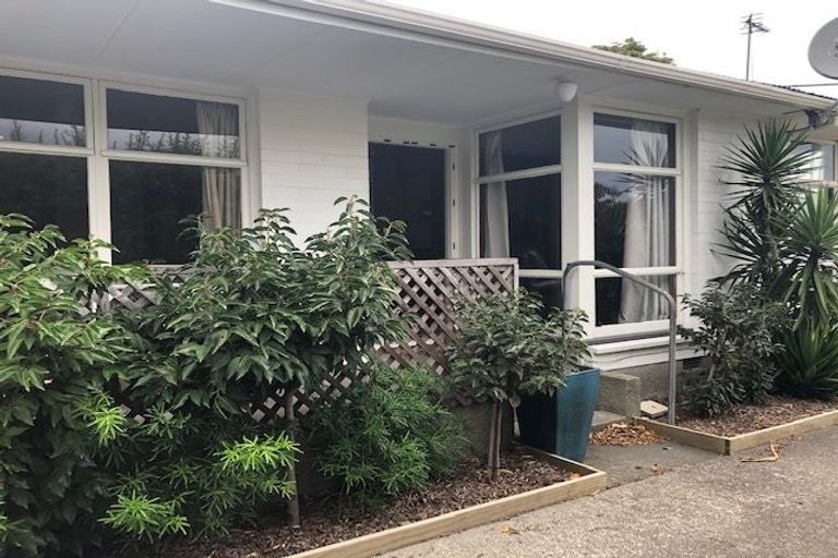 Photo of property in 30 Wairakei Road, Strowan, Christchurch, 8052