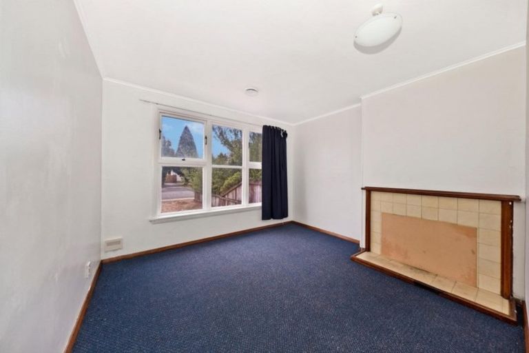 Photo of property in 2/45 Dickson Crescent, Hornby, Christchurch, 8042