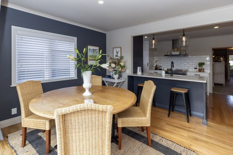 Photo of property in 5 Eatwell Avenue, Paraparaumu Beach, Paraparaumu, 5032