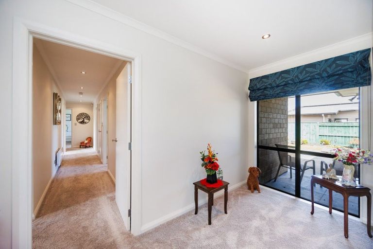 Photo of property in 54 Rosalie Terrace, Kelvin Grove, Palmerston North, 4414