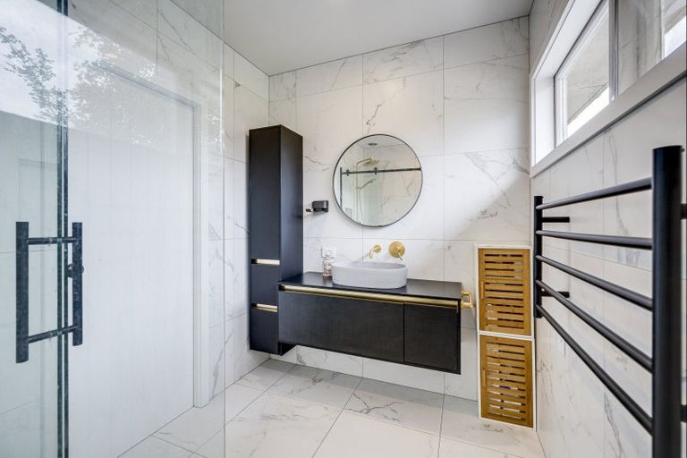 Photo of property in 210 Tudor Avenue, Mayfair, Hastings, 4122