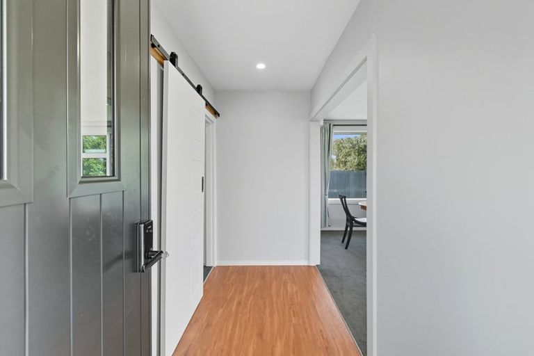 Photo of property in 6 Roswell Place, Islington, Christchurch, 8042