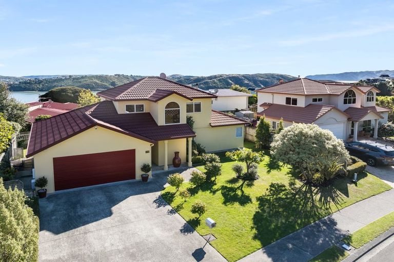 Photo of property in 112 Eskdale Road, Papakowhai, Porirua, 5024