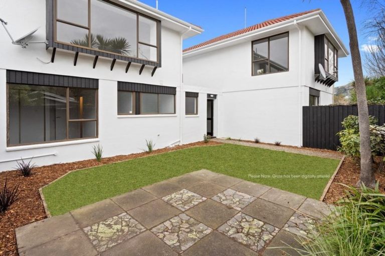 Photo of property in 91 Beachville Road, Redcliffs, Christchurch, 8081