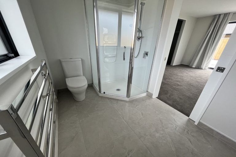 Photo of property in 23 Lovelock Avenue, Rolleston, 7615