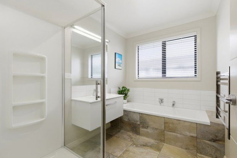 Photo of property in 20 North Bay Road, Pyes Pa, Tauranga, 3112
