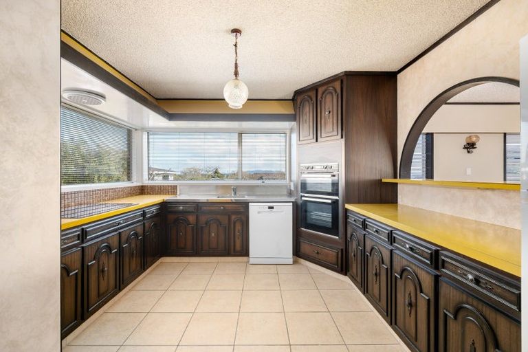 Photo of property in 5 Pohutukawa Drive, Pukete, Hamilton, 3200