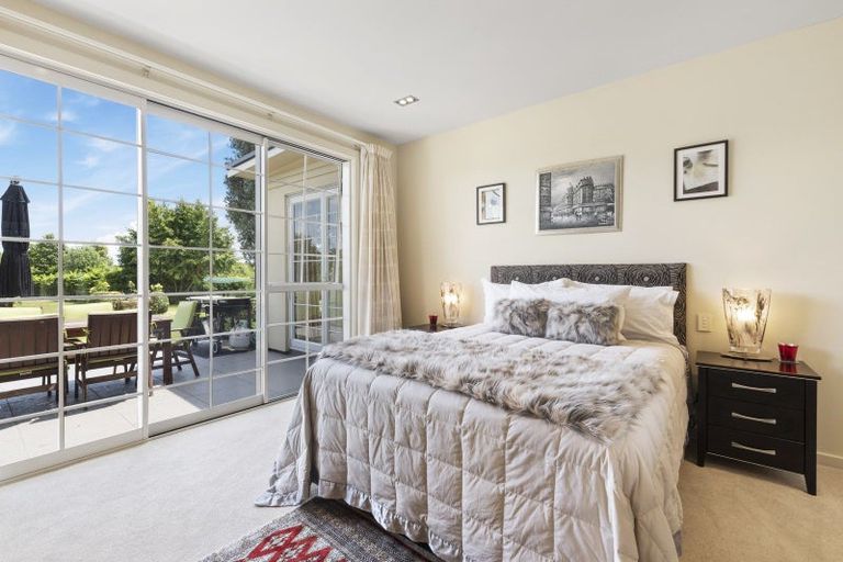 Photo of property in 15 Tarahunga Road, Levin, 5571