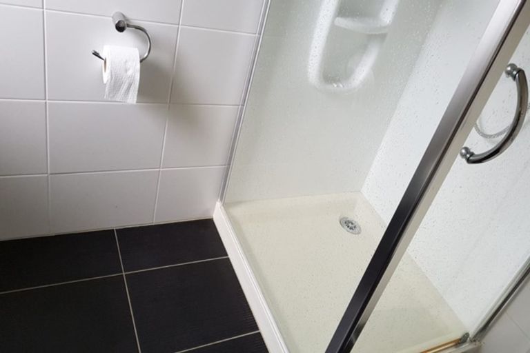 Photo of property in 38 Oakway Drive, Schnapper Rock, Auckland, 0632