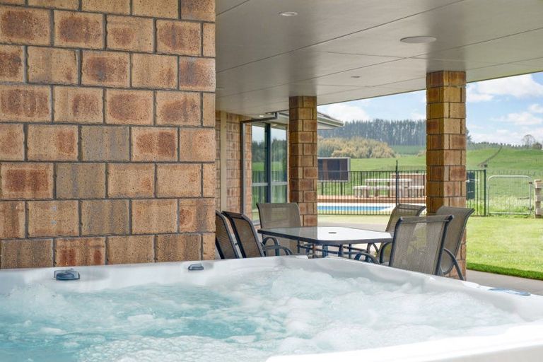 Photo of property in 424 Oturoa Road, Hamurana, Rotorua, 3072