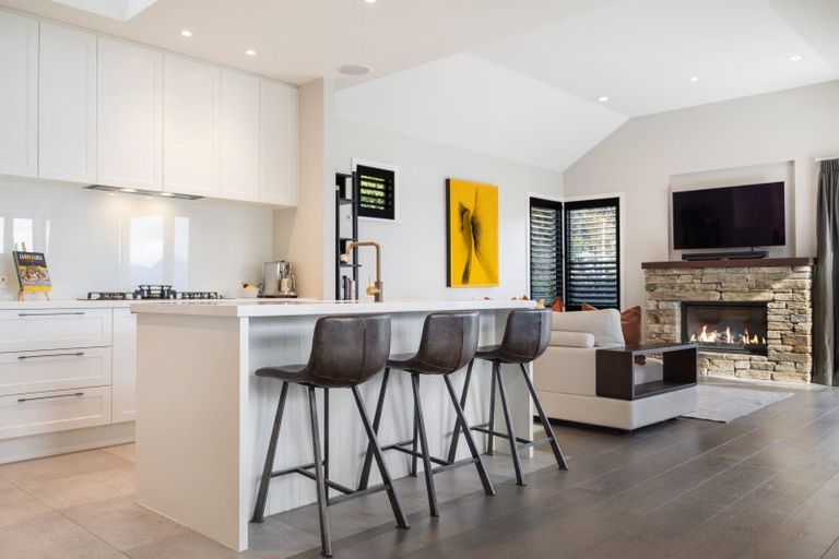 Photo of property in 56c Kerry Drive, Queenstown, 9300