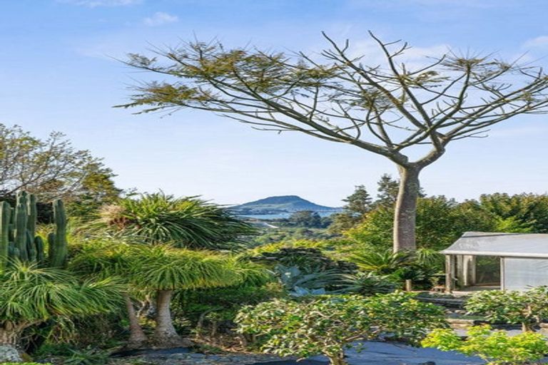 Photo of property in 14 Wade Place, Welcome Bay, Tauranga, 3175