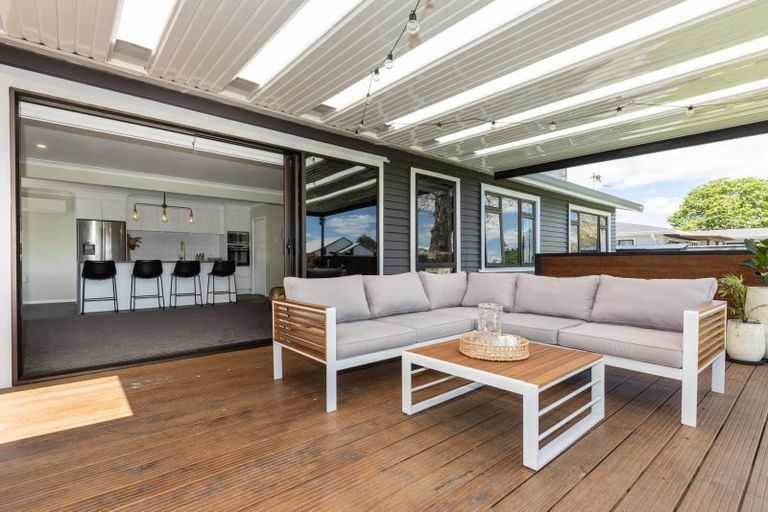 Photo of property in 86a King Street, Taradale, Napier, 4112