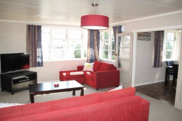 Photo of property in 14 Laughton Street, Taupo, 3330