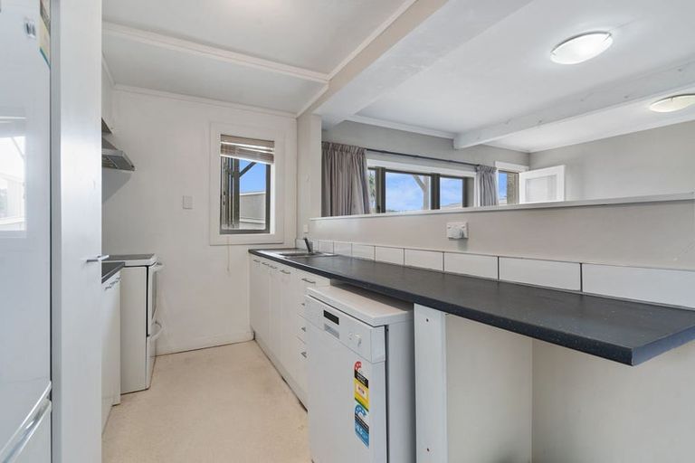 Photo of property in 4 Mills Road, Brooklyn, Wellington, 6021