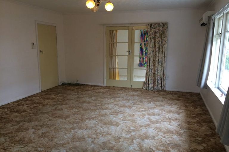 Photo of property in 1/122 Avonhead Road, Avonhead, Christchurch, 8042