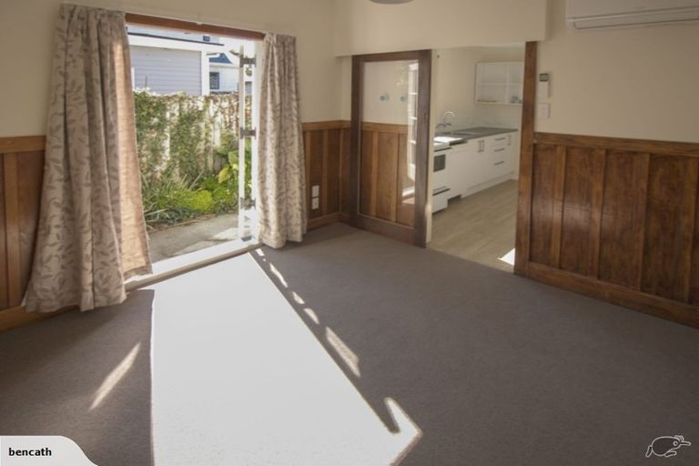 Photo of property in 92 Mackworth Street, Woolston, Christchurch, 8062