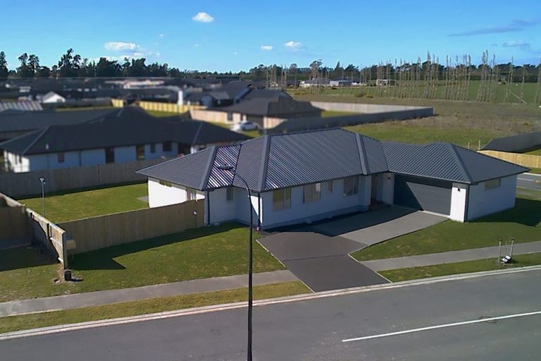 Photo of property in 49 Suffolk Drive, Kirwee, 7571