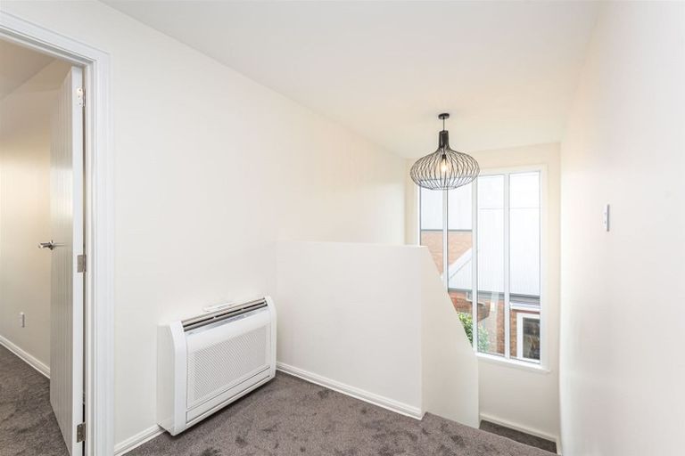 Photo of property in 223 Maidstone Road, Avonhead, Christchurch, 8042