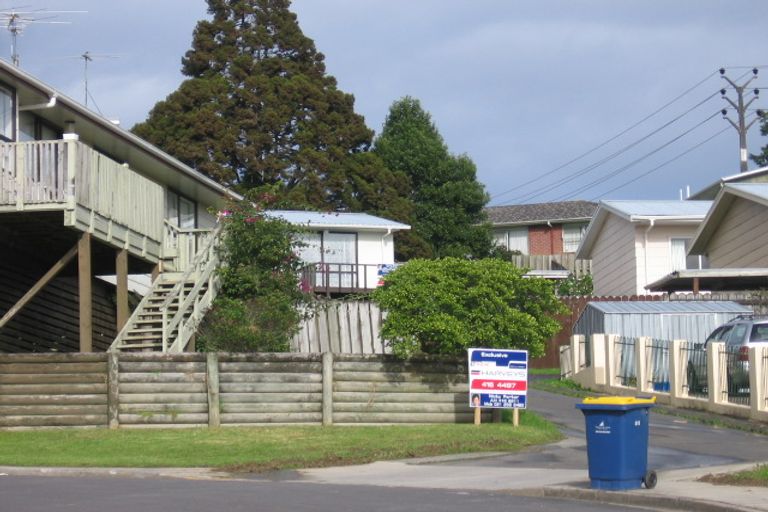Photo of property in 47 Lilburn Crescent, Massey, Auckland, 0614
