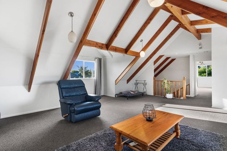 Photo of property in 14 Van Dieman Close, Templeton, Christchurch, 8042