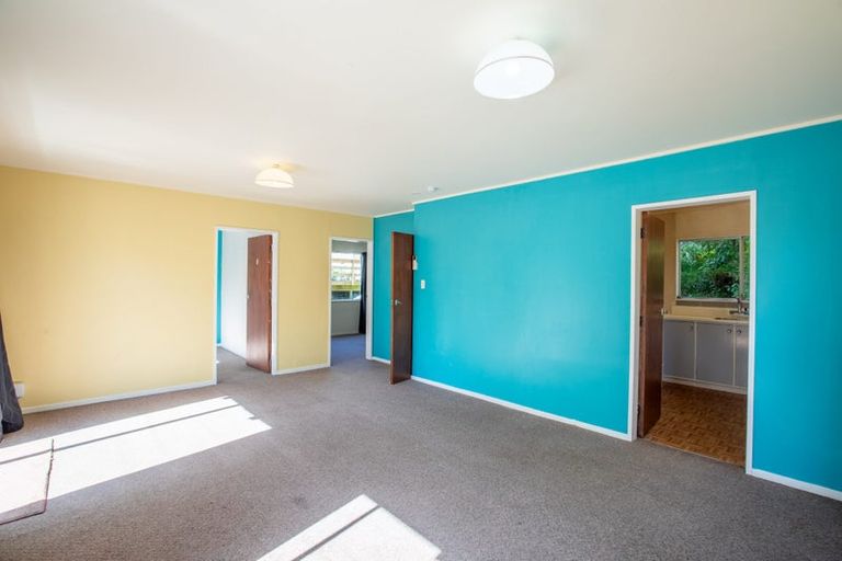 Photo of property in 12 Fairburn Grove, Johnsonville, Wellington, 6037