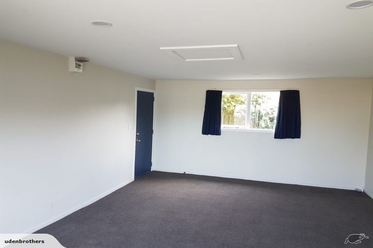 Photo of property in 58 Inwoods Road, Parklands, Christchurch, 8083