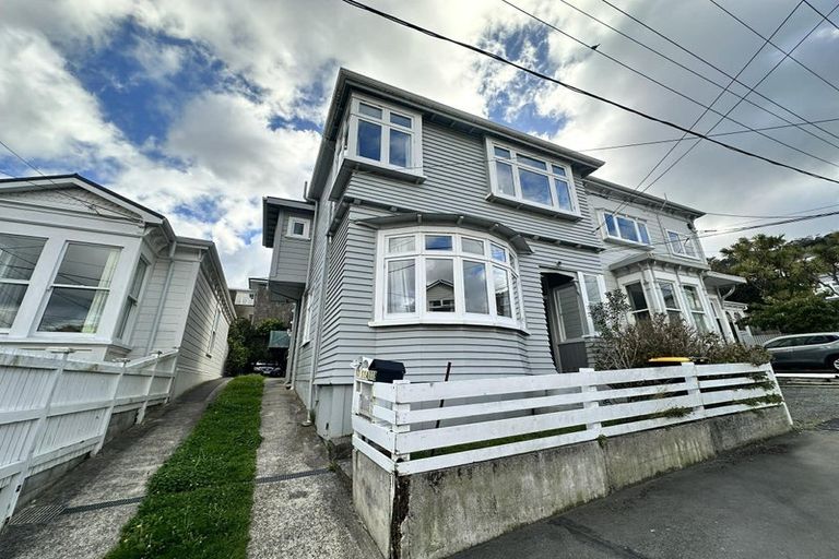 Photo of property in 11 Caroline Street, Mount Victoria, Wellington, 6011