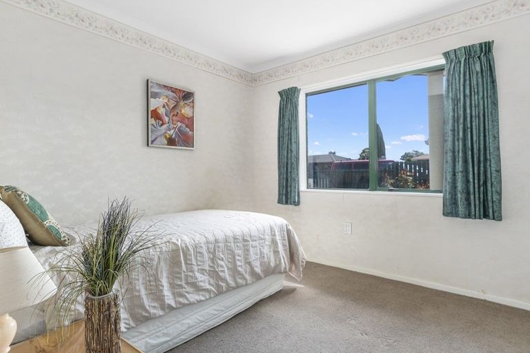 Photo of property in 10 James Henry Avenue, Papamoa Beach, Papamoa, 3118
