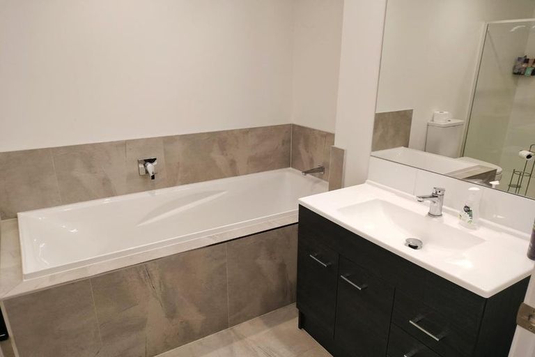 Photo of property in 90 Rangihina Road, Hobsonville, Auckland, 0616