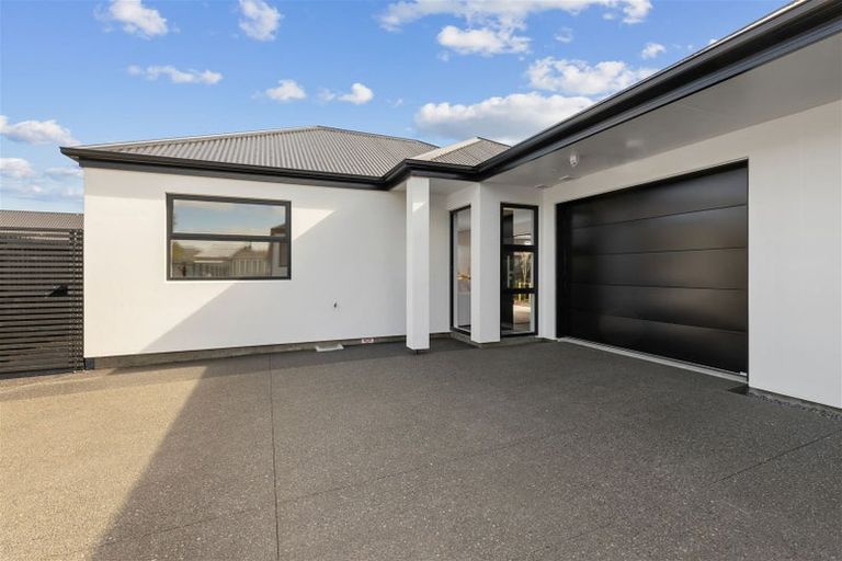 Photo of property in 117c Tancred Street, Linwood, Christchurch, 8062