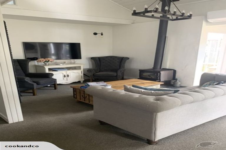 Photo of property in 52a Hatton Road, Orewa, 0931