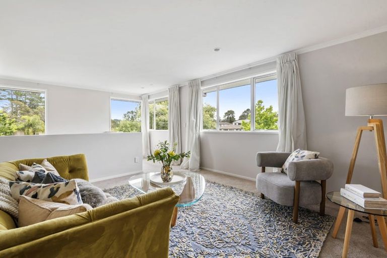 Photo of property in 47 English Oak Drive, Schnapper Rock, Auckland, 0632