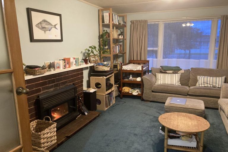 Photo of property in 70 Brandon Street, Featherston, 5710