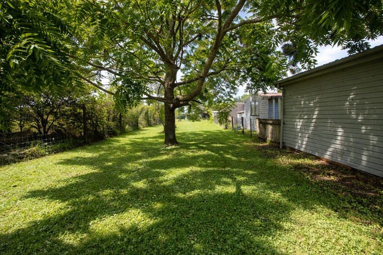 Photo of property in 14 Lyon Road, Waimauku, 0883