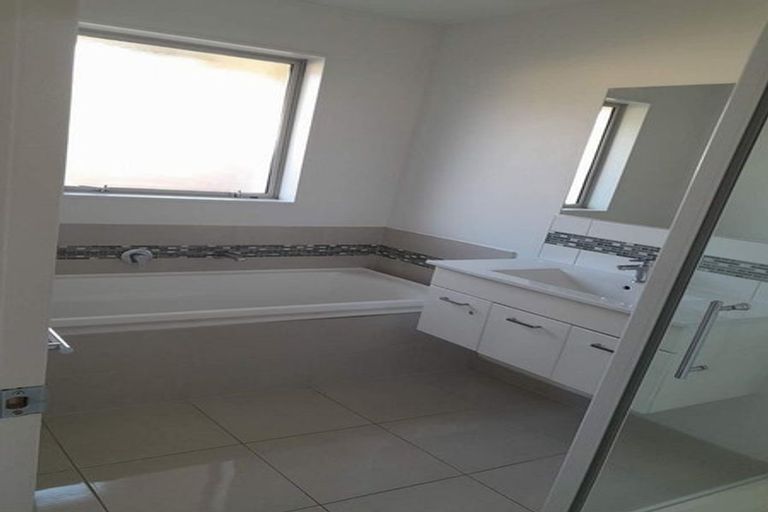 Photo of property in 36a Seymour Street, Hornby, Christchurch, 8042