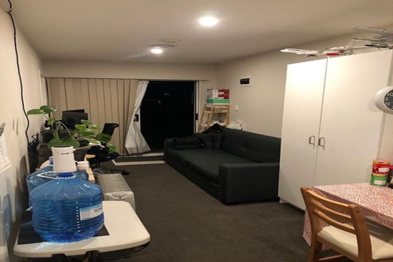 Photo of property in 16 Leith Court, Papatoetoe, Auckland, 2104