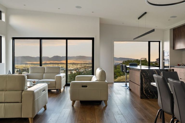 Photo of property in 49 Ashton Fitchett Drive, Brooklyn, Wellington, 6021