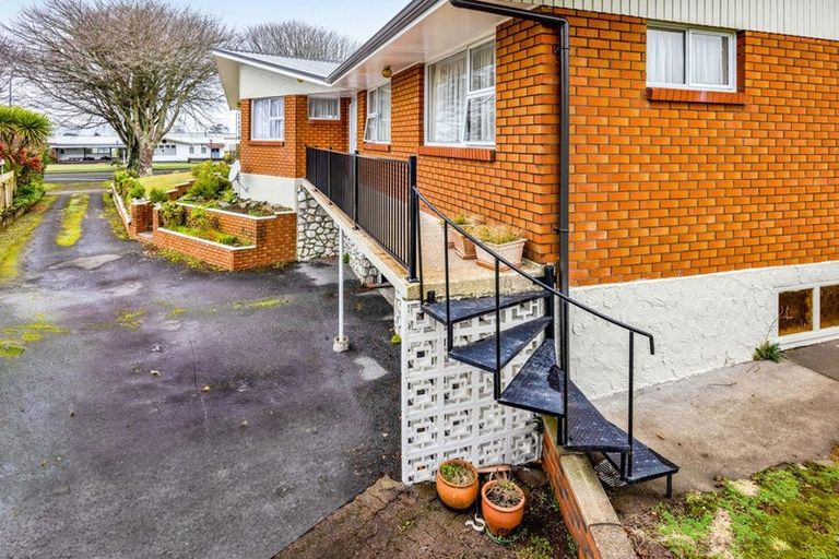 Photo of property in 433 Broadway, Stratford, 4332