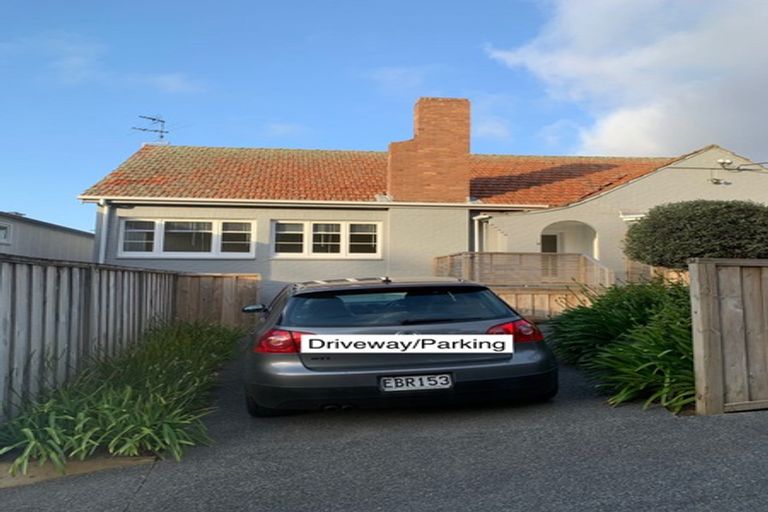 Photo of property in 12 Hugh Brown Drive, New Lynn, Auckland, 0600