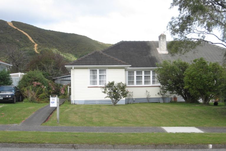 Photo of property in 34 Langford Street, Naenae, Lower Hutt, 5011