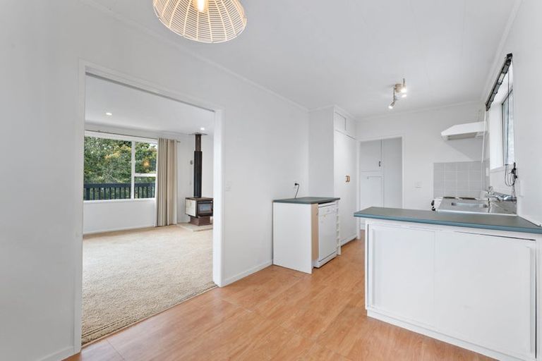 Photo of property in 69 Vandeleur Avenue, Birkdale, Auckland, 0626